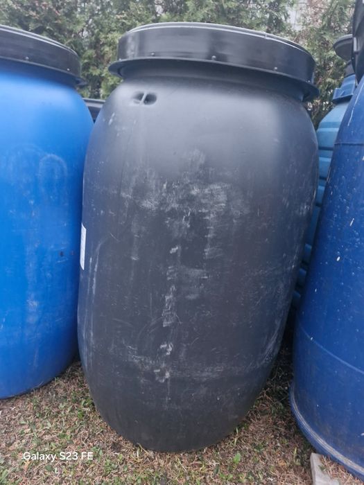 Duza beczka ok 200l