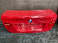 Tampa da mala  BMW 320 E90 LCI (não inclui farolins)