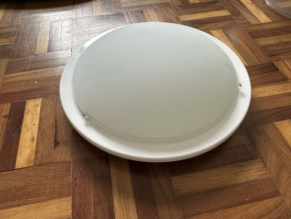 Candeeiro para casa de banho