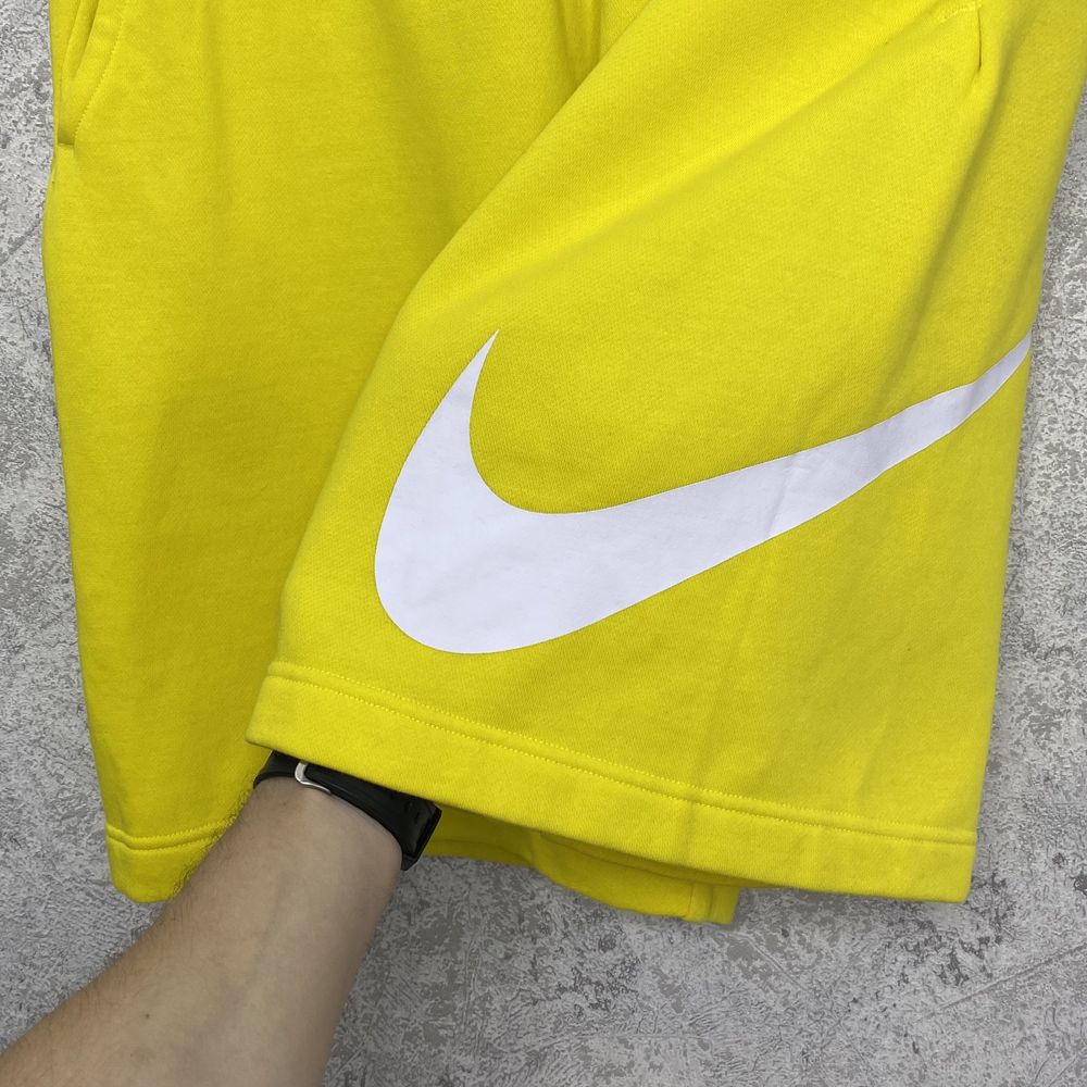 Шорти Nike Big Swoosh Sportswear Club Graphic оригінал !