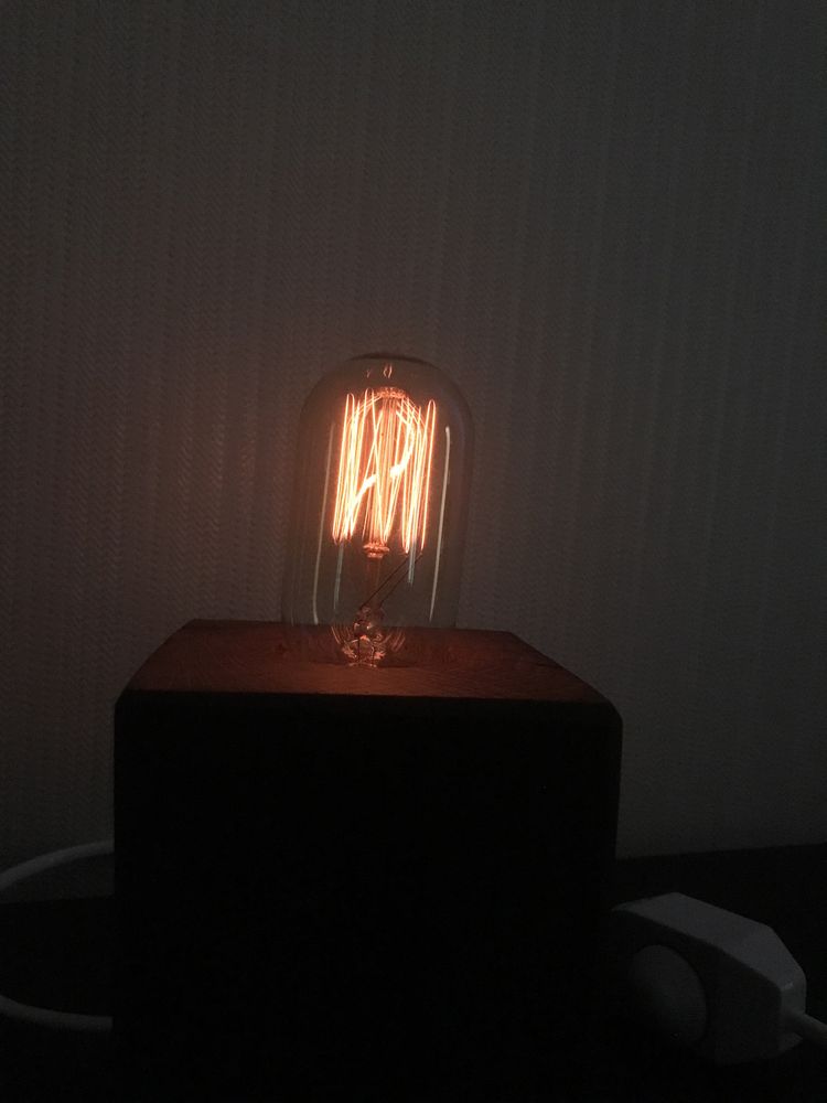Декоративна лампа з регулятором