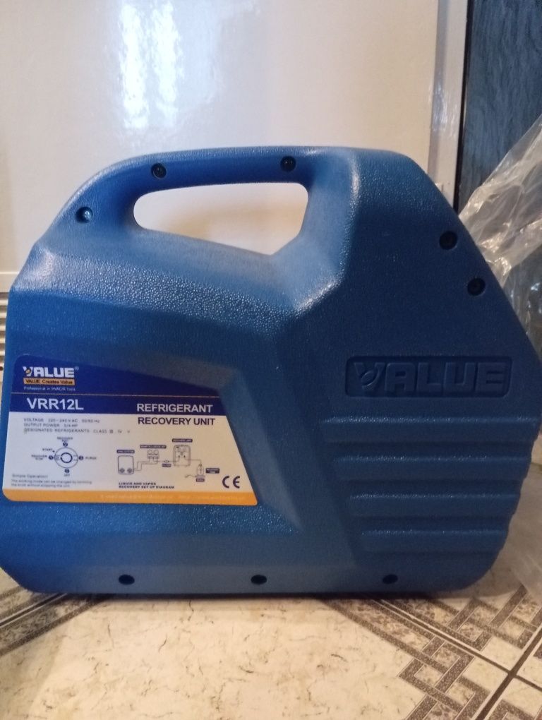 Stacja odzysku gazu, mini refrigerant recovery unit VRR12L