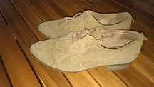 Sapatos em pele, em muito bom estado