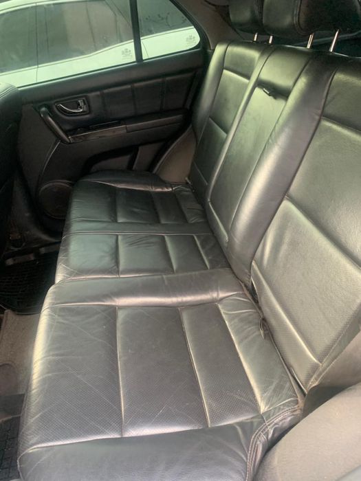 Продам автомобіль Kia Sorento