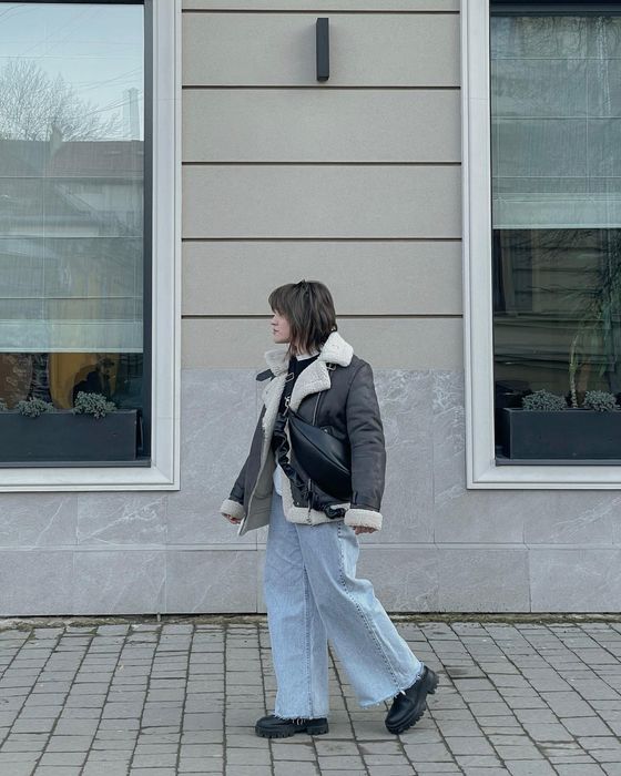 Сіра дублянка Bershka