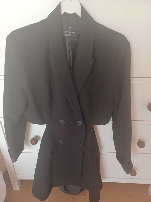 Blazer-vestido com abertura da Stradivarius novo