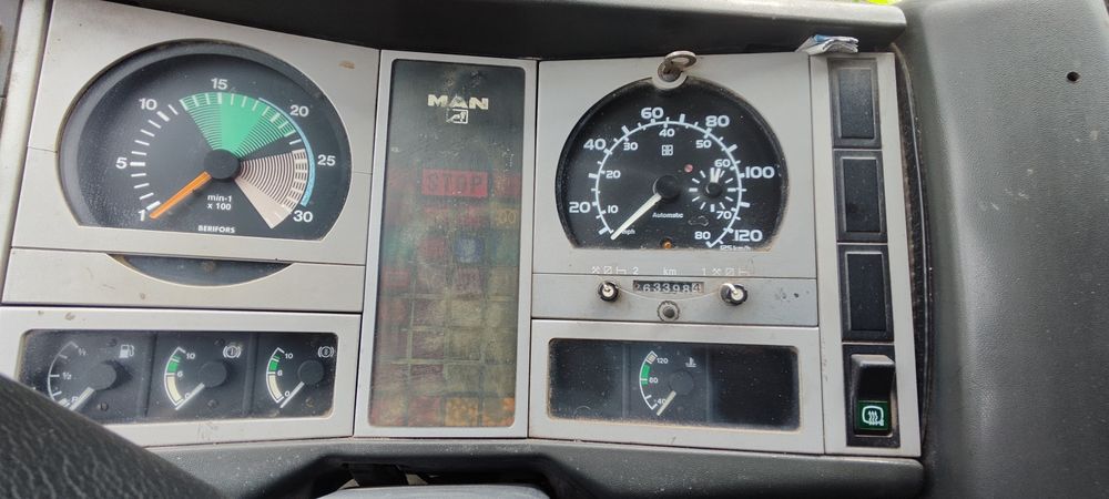 Man 8 163 1999 чудовий стан .