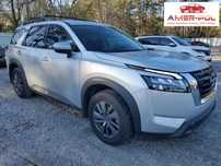 Nissan Pathfinder 2023, 3.5L, 4x4, SV, od ubezpieczalni