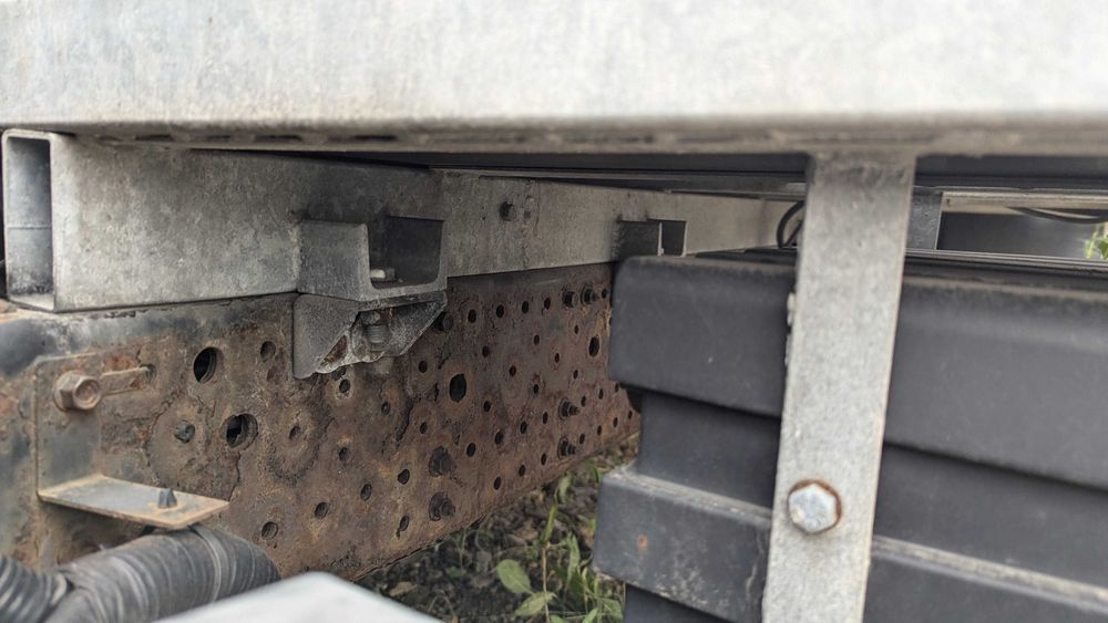 Najazd aluminiowy DMC 7,5T  zabudowa   autolaweta