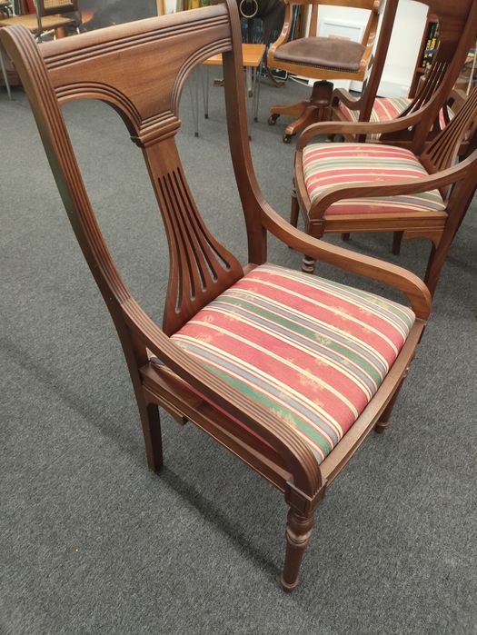Conjunto de cadeiras sala