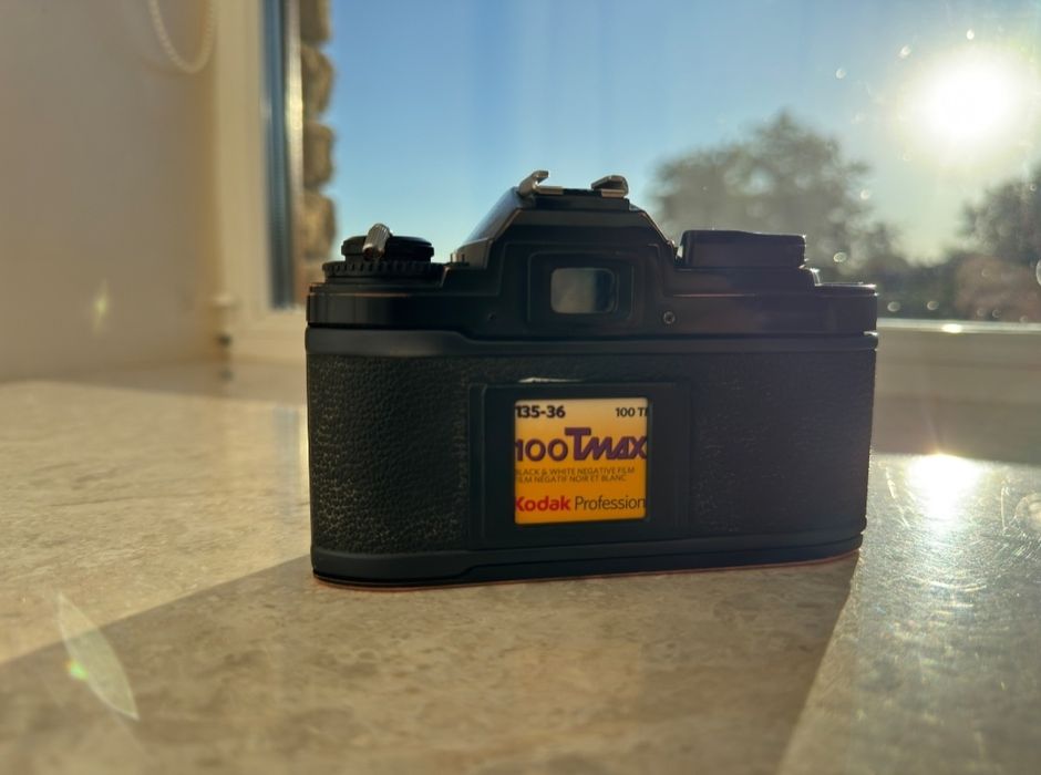 Фотокамера Nikon FG