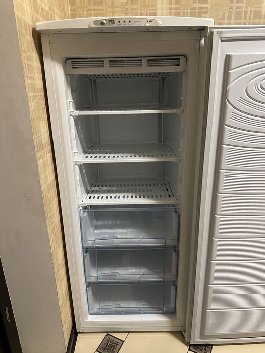 Продам морозильну камеру Nord