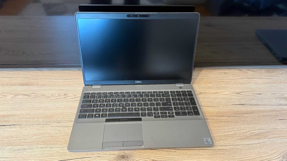 Laptop Dell Latitude 5510 i5-10310U 8GB/256GB SSD (NVMe)