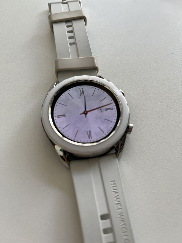 Huawei Watch GT 42 Inox e Branco