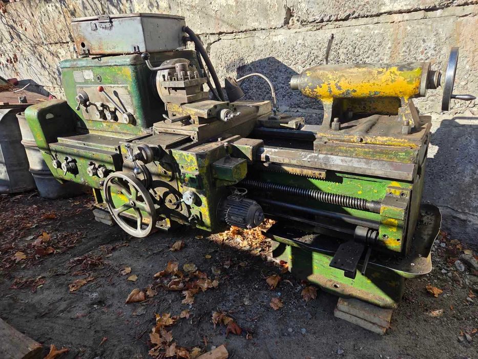 Токарный станок (токарно-винторезный станок) модель 9Н14С3