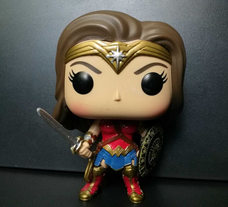 Фігурки Funko Pop (Фанко Поп) Капітан Марвел, Диво-Жінка