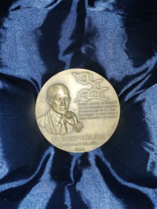 Medalha "Lição de Anatomia"