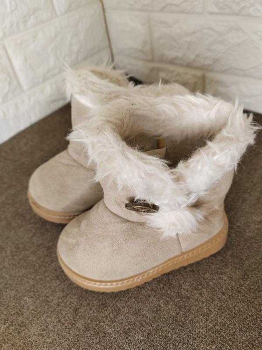 Дитячі черевики, уггі 23р