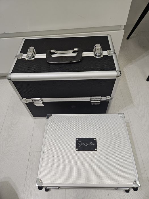 Kuferek kufer kosmetyczny mobilny