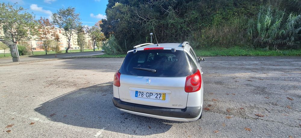 Peugeot 207sw  Ano 2008 em dias