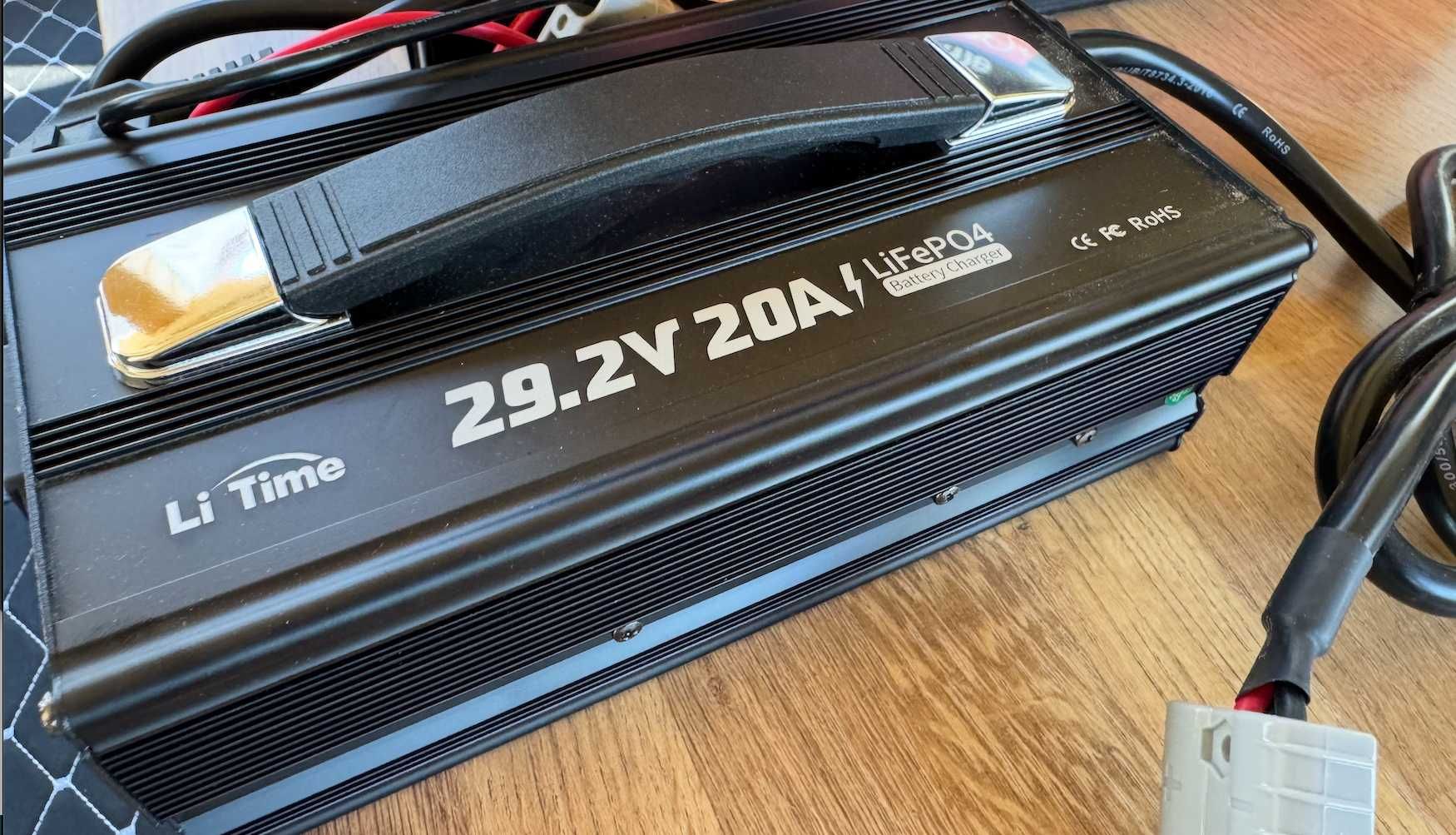 Akumulator 24v-100ah Litime z ładowarką 20A