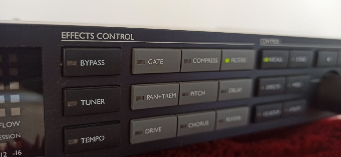 t. c. electronic G-Force