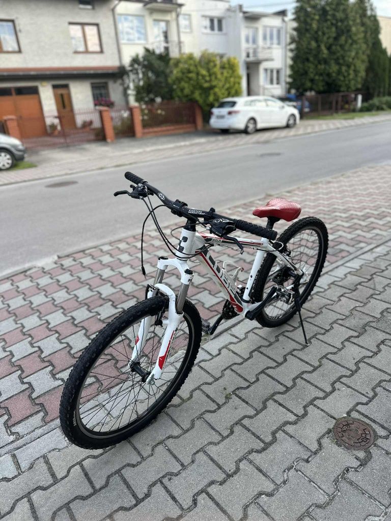 Cube CMPT. Koła 26 cale