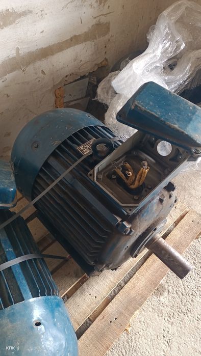 электродвигатель 30 КВт 1000 об, електродвигун , електромотор 4ам200L6