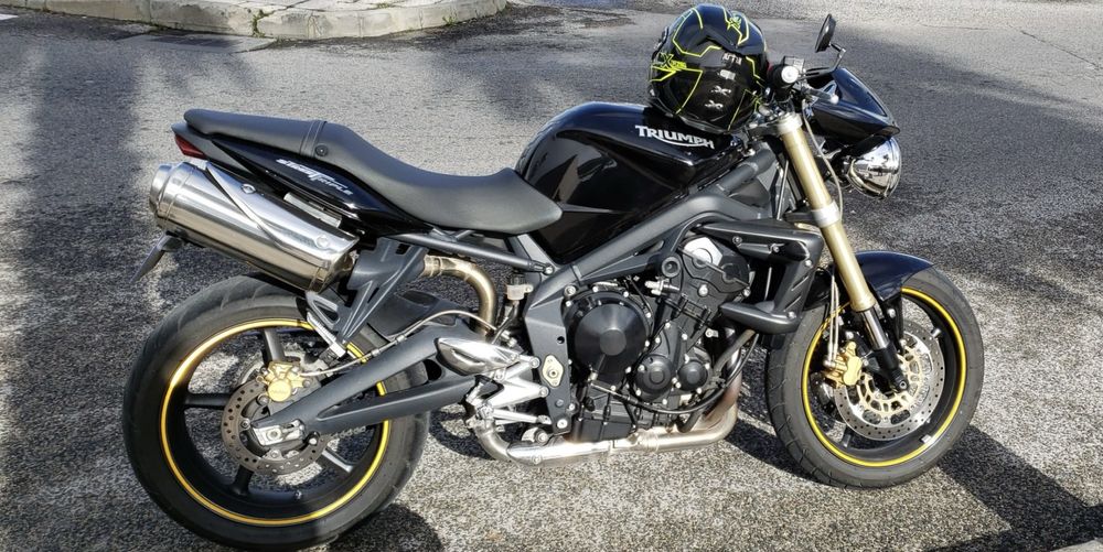 Triumph Street triple