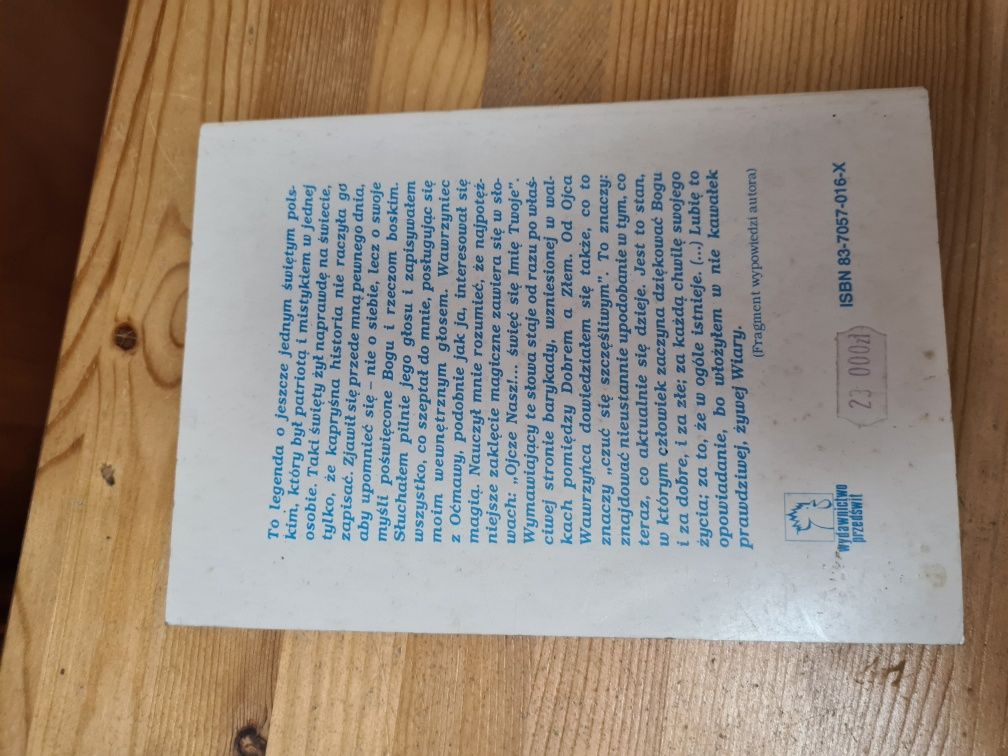 Lewitujący z Oćmawy - Lech Emfazy Stefański