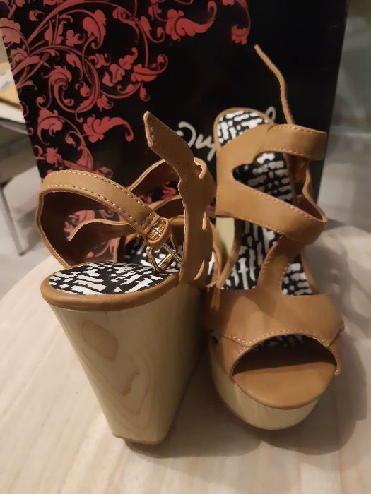 Buty po likwidacji sklepu! Nowe