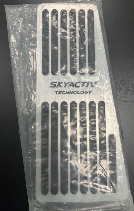 Накладка, молдінг, тормоз, газ педаль skyactiv