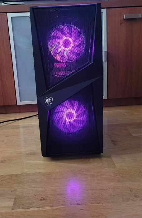 Komputer gamingowy .