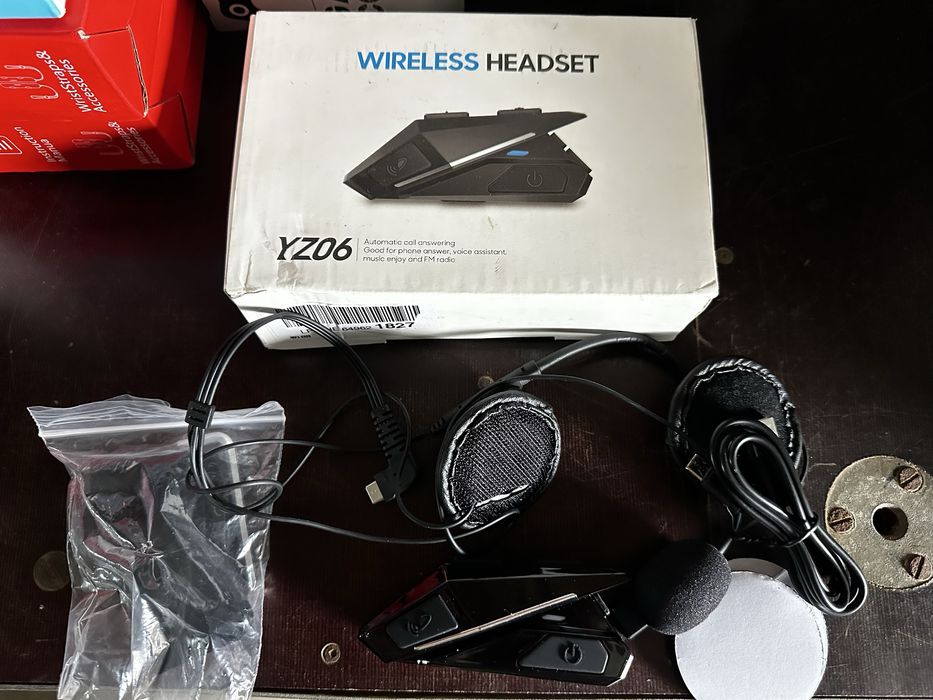 Мотоциклетний Bluetooth-інтерком, гарнітура для шолома YZ06