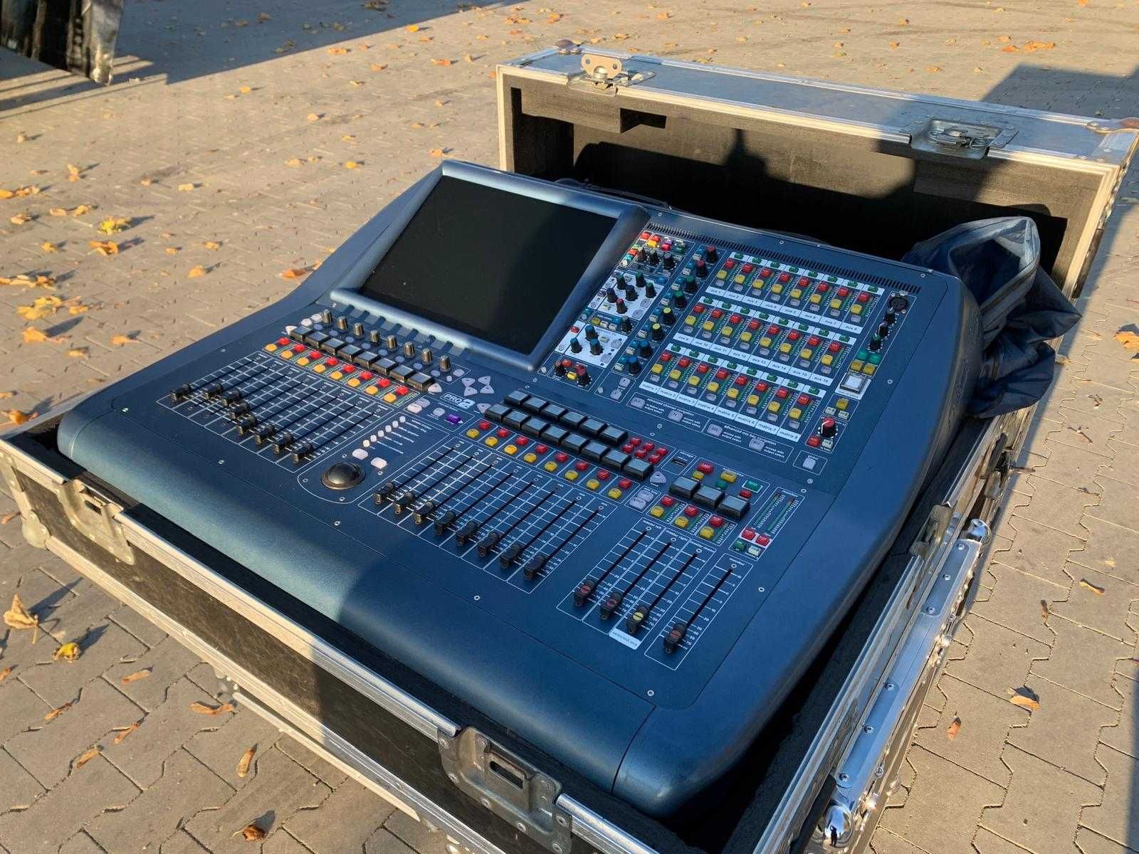 Midas PRO2C mixer