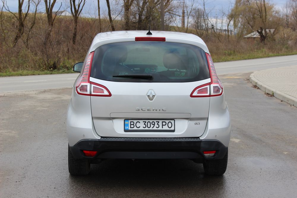 Рено Renault Scenic 3 1.9 Bose Edition