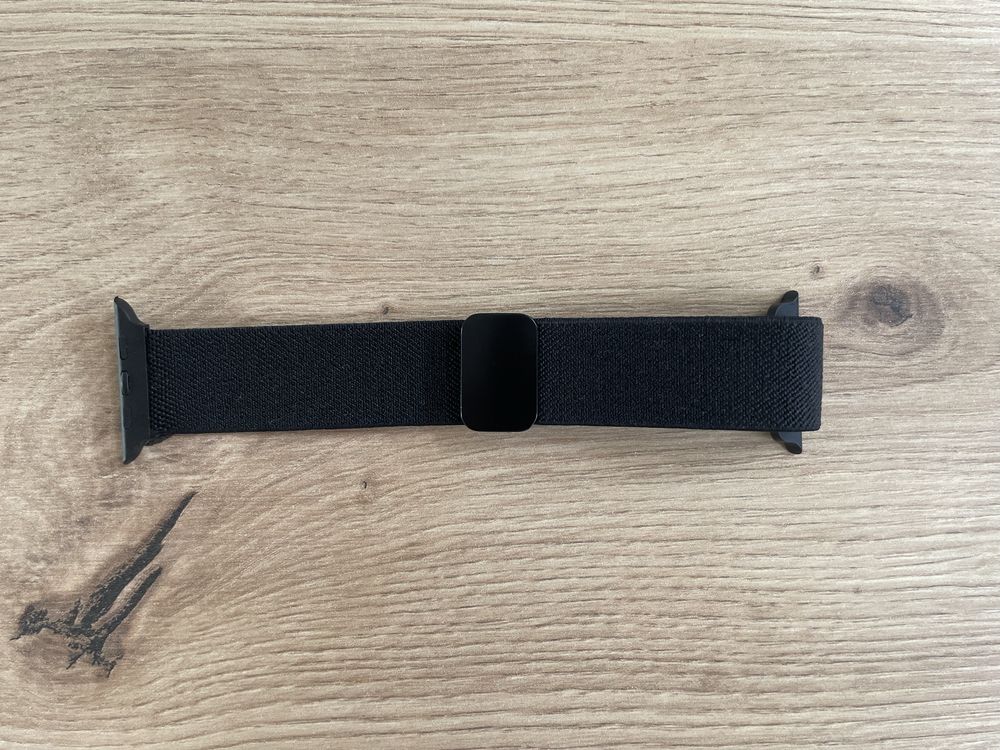 Apple Watch czarny pasek nylonowy, magnetyczny 42-49 mm