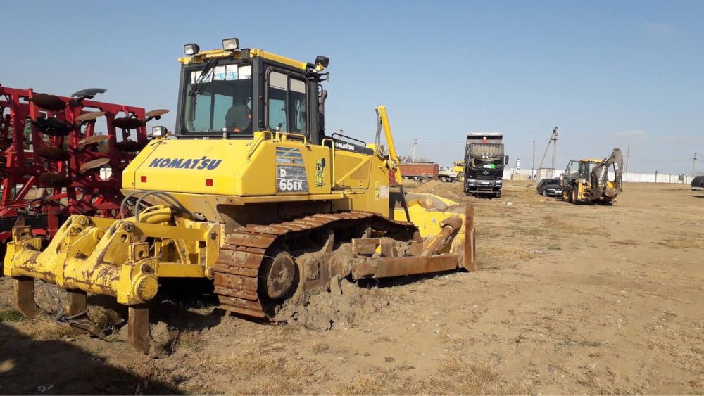 Аренда бульдозера Komatsu D65 EX