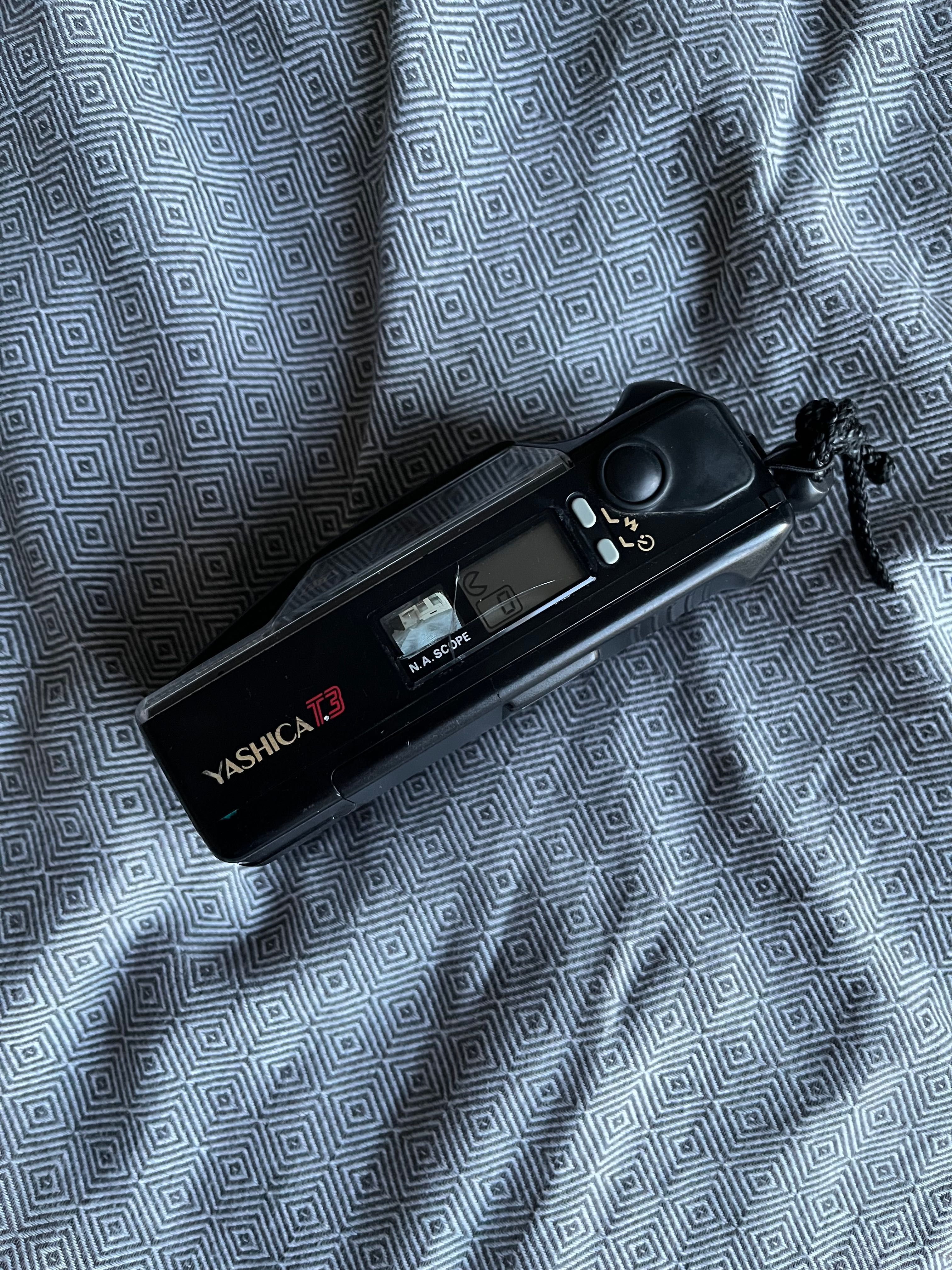 Aparat Yashica T3