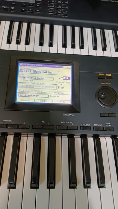 Синтезатор "Korg i30"стан чудовий