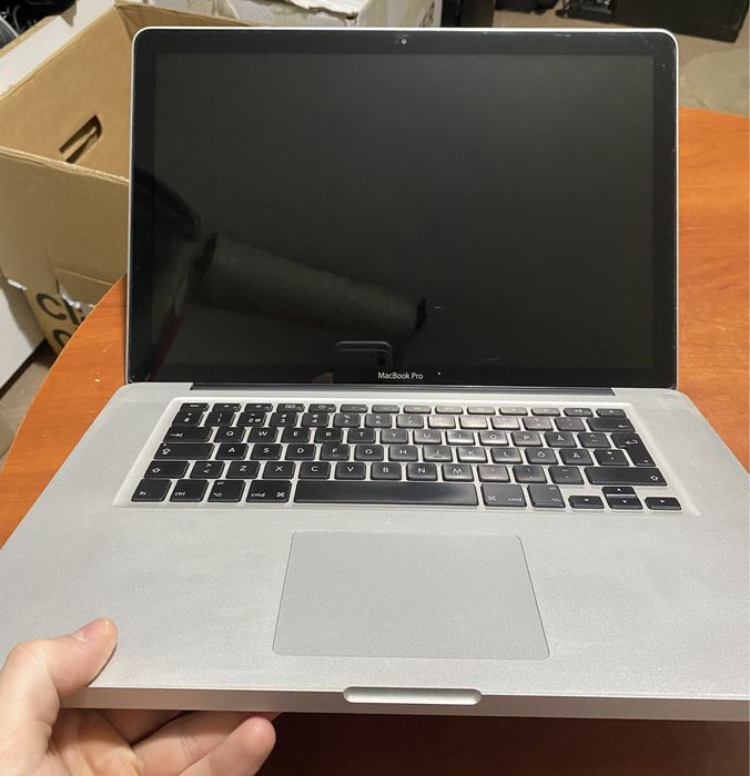 Ноутбук MacBook A1286 15" на запчастини! N2470