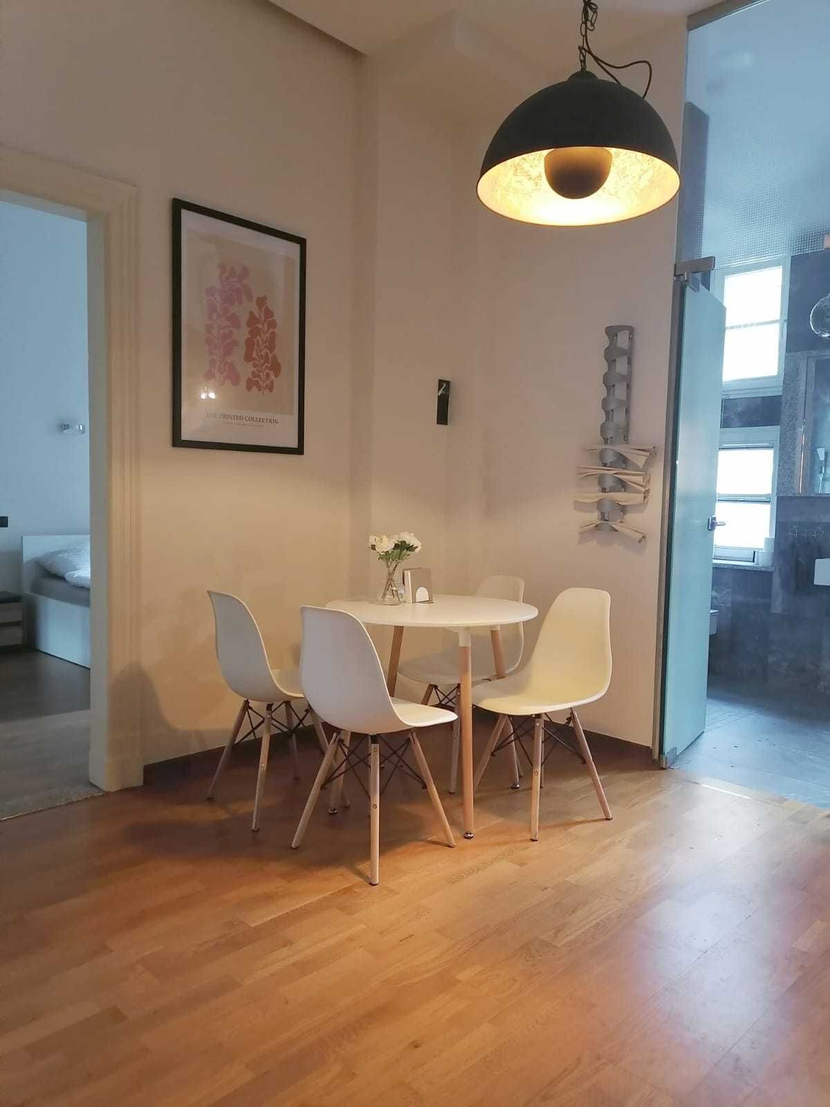 Hostel/Kwatery pracownicze–Centrum Bytomia–Komfort i doskonała lok!