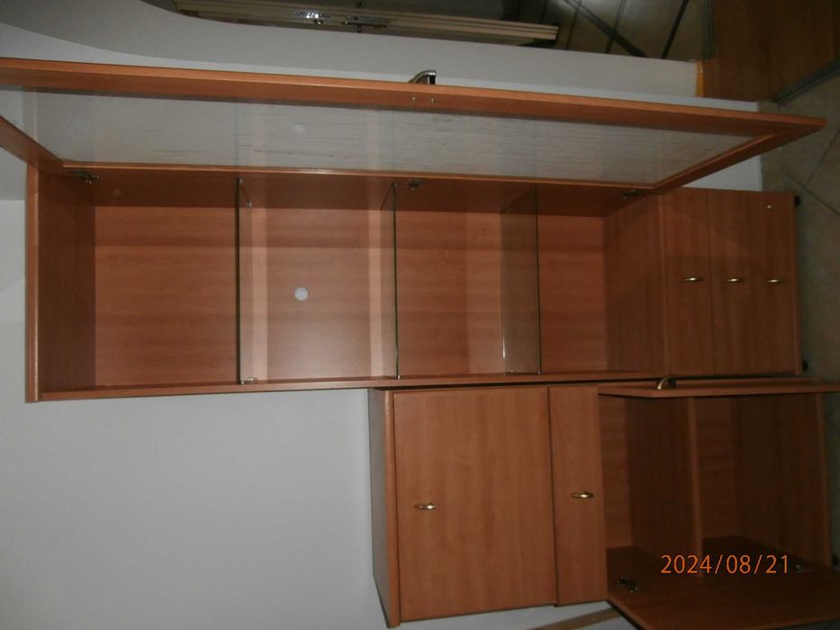 Witryna Słupek przeszklony+barek gratis kol. olcha używane czytaj opis