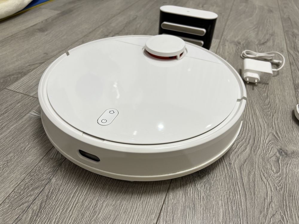 Робот-пилосос Xiaomi Mi Robot Vacuum-Mop P