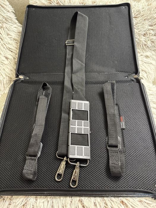 Чохол для ноутбука шкіряний