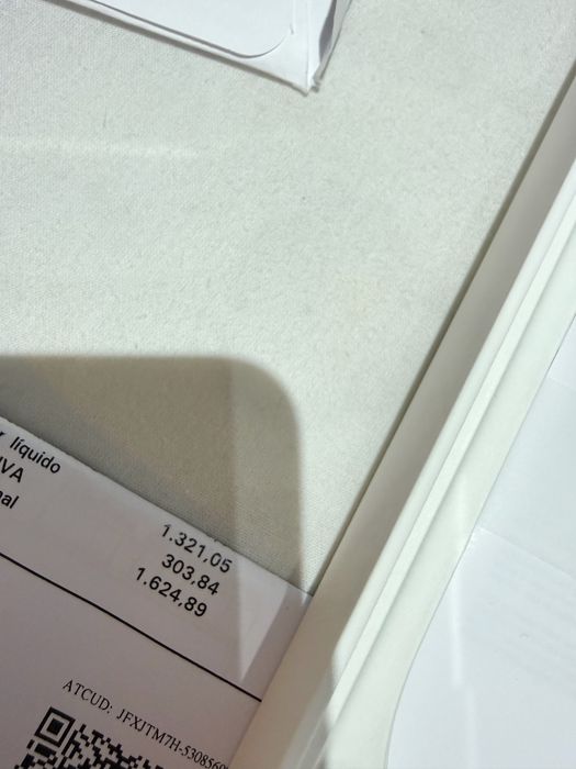 Iphone 17 / 1TB - novo basicamente