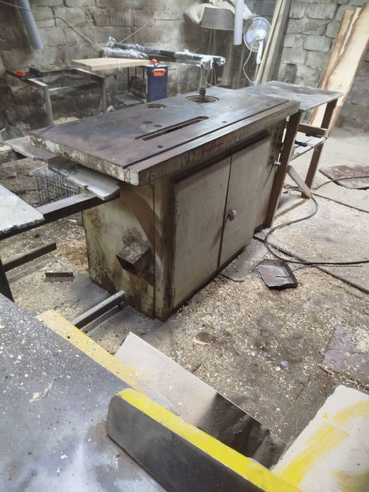 Циркурярка фрезер фрезерний станок