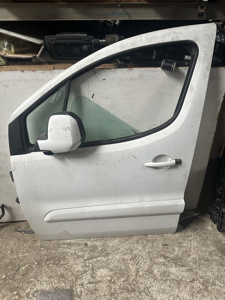 Porta frente esquerda citroen berlingo 2014