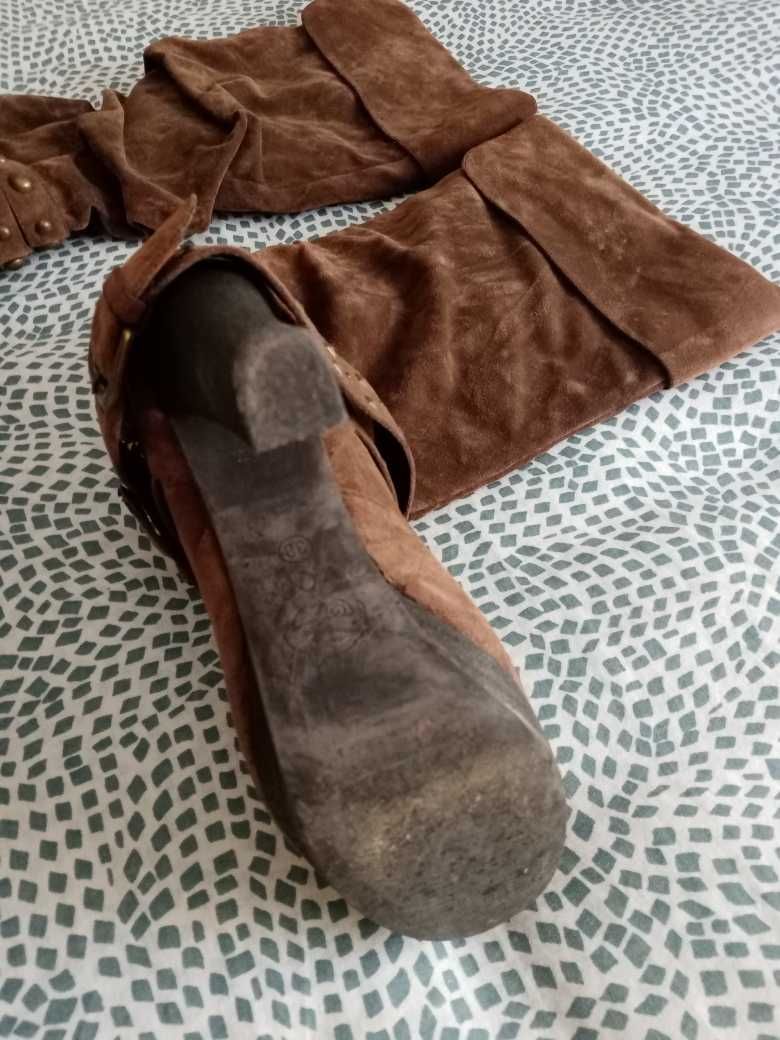 Botas de senhora camurça castanha tamanho 38