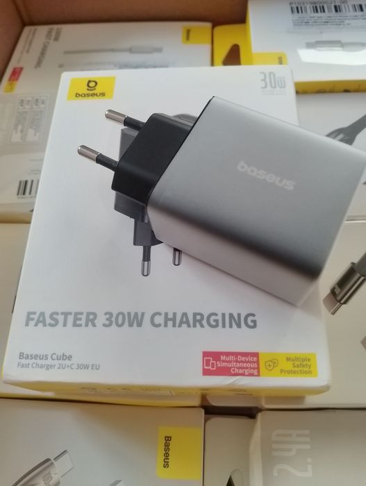 Зарядний блок Baseus 30w(юсб+юсб+тайпс)